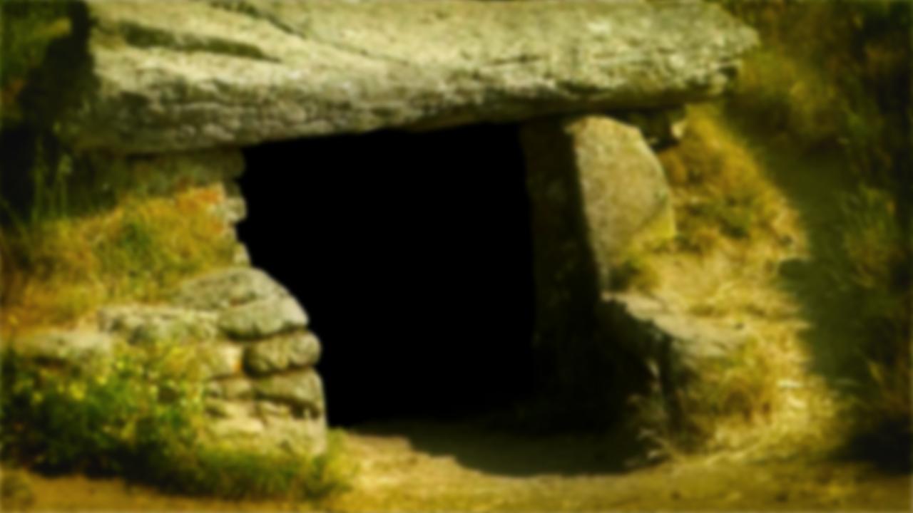 entrée grott-blur.jpg